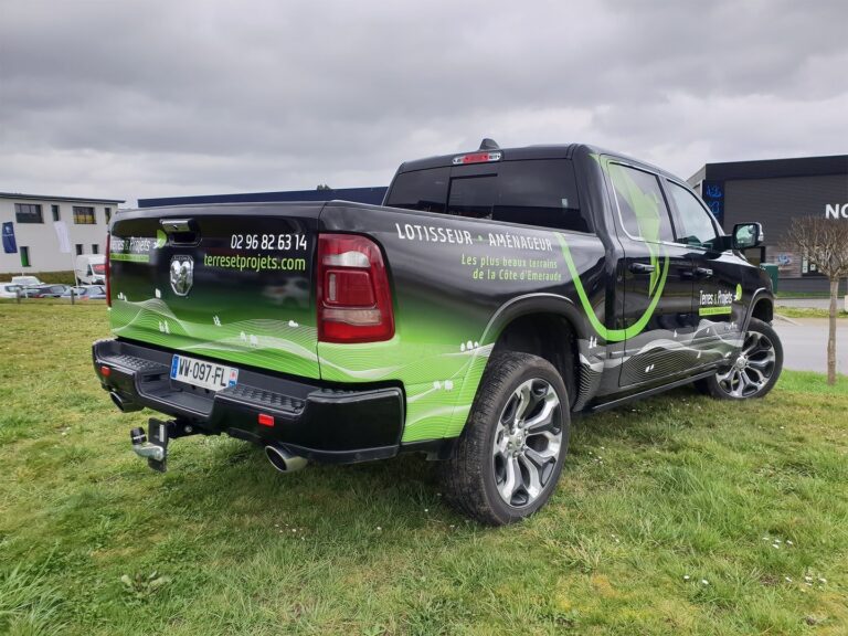 Covering publicitaire Terres & Projets